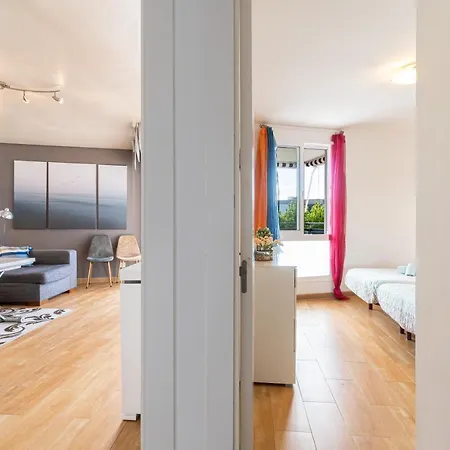 Vista Al Mar Con Parking - 4 Ambientes *